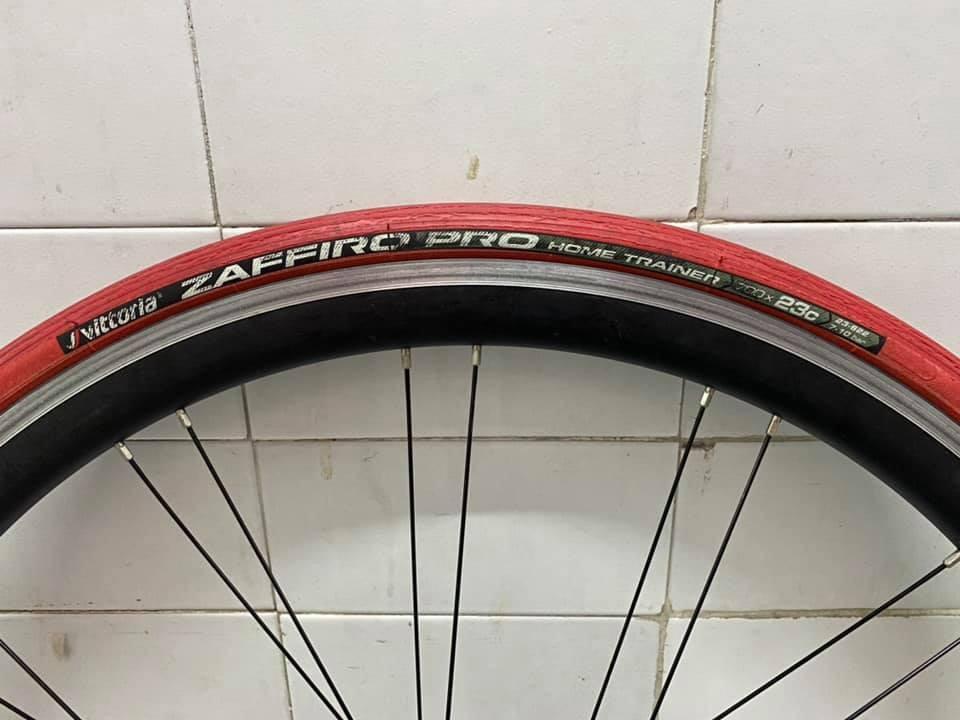 vittoria trainer tyre