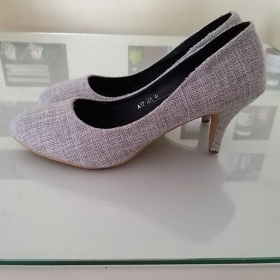 Lunar Light Grey Womens/Ladies Sienna Diamante Court Shoes - Light Grey |  Verishop