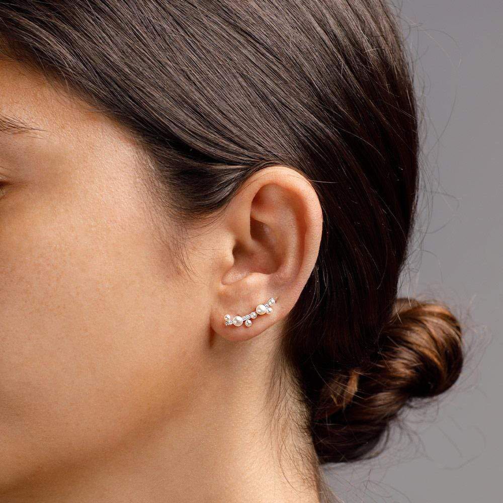 Apm pearl earring deals