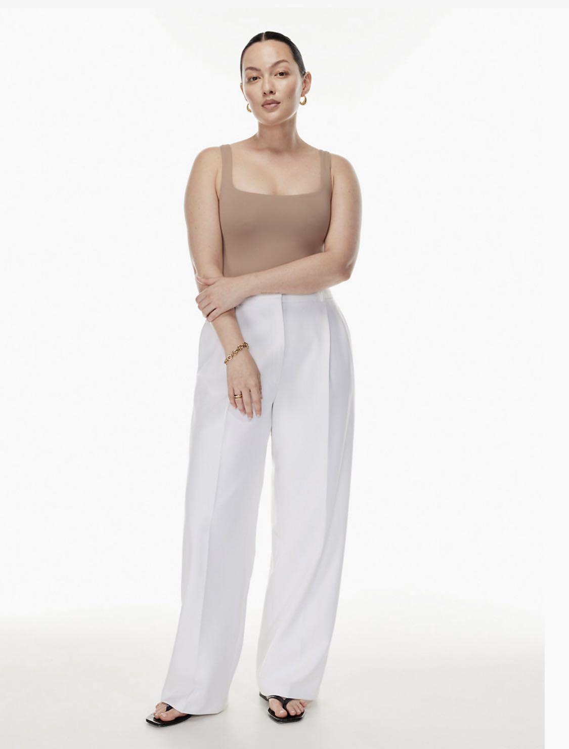 Aritzia Square neck Bodysuit, Women's Fashion, Tops, Sleeveless on Carousell