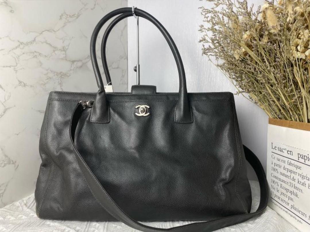 Authentic Chanel Executive Cerf Tote, Luxury, Bags & Wallets on Carousell