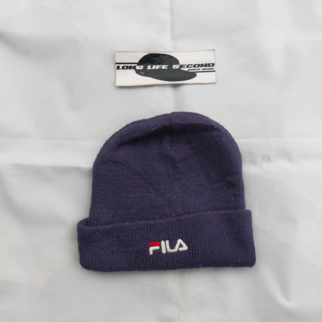 Beanie hat kupluk fila second bekas 