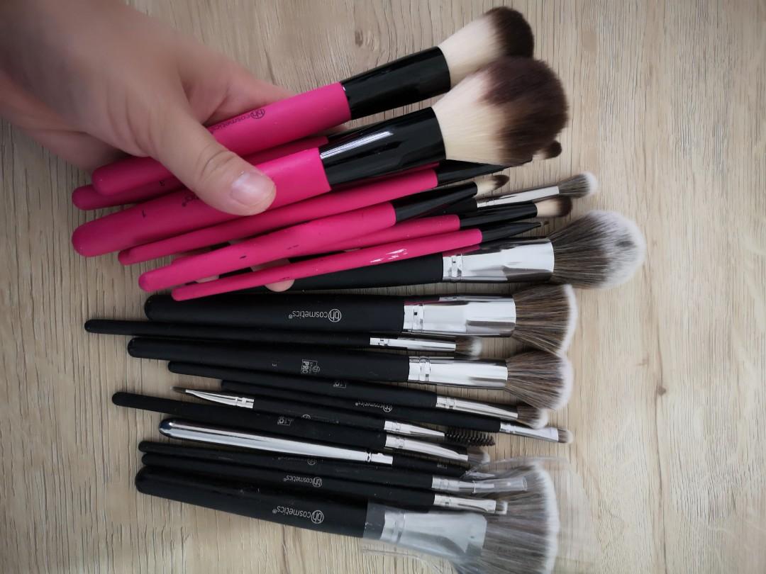 Bh cosmetics studio pro brush set and pink set, Beauty & Personal Care