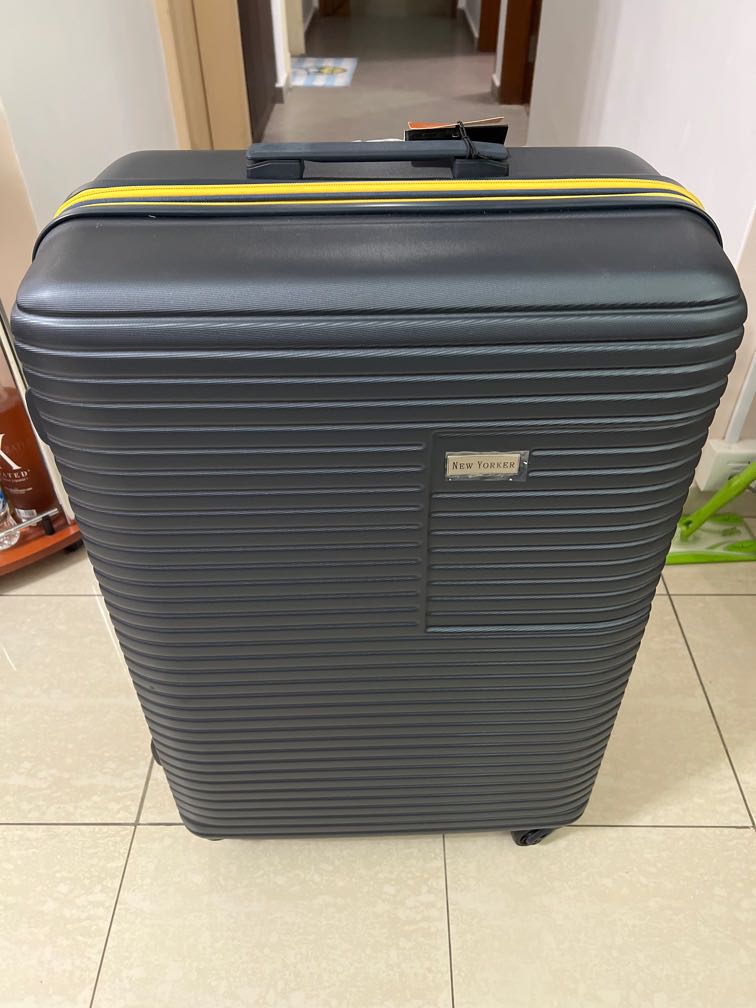 New yorker 28 inch luggage Sale
