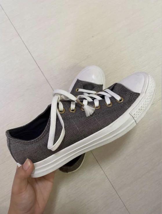 Converse Grey All Star (Category: Sneakers) located in Lucena. Submitted by declutteringgabe (Listing ID 1162103327, Image 1). Description: -Size 8.5W (fits 8w) -100% original -Rfs: Decluttering -Issues: No box, yellowing (see 3rd pic) -PM if interested for more pics.