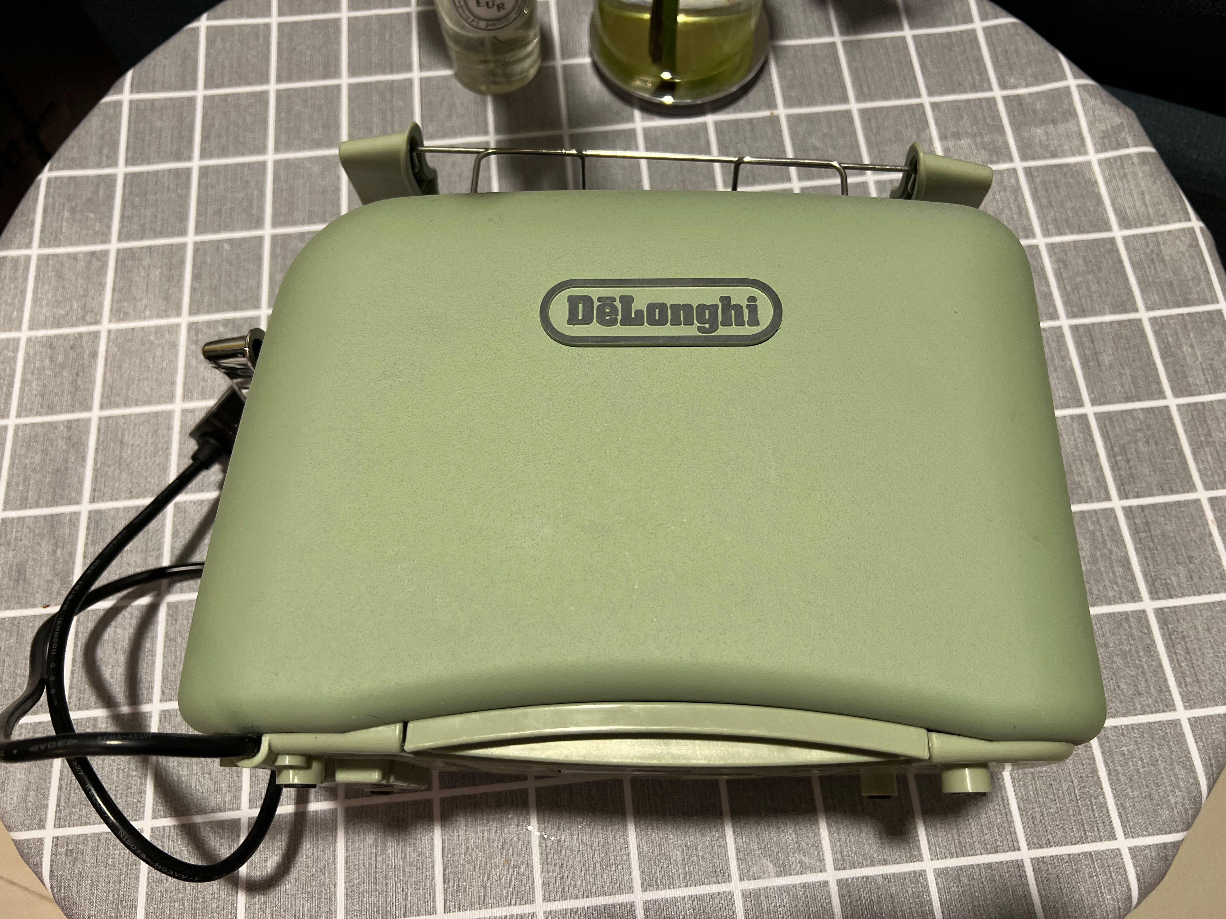 DeLonghi toaster mint, TV & Home Appliances, Kitchen Appliances, Ovens