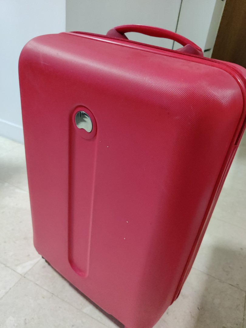 Delsey luggage best sale red