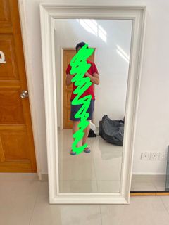 (Category: ) located in . Submitted by quenzzz (Listing ID 1162076631, Image 1). Description: .