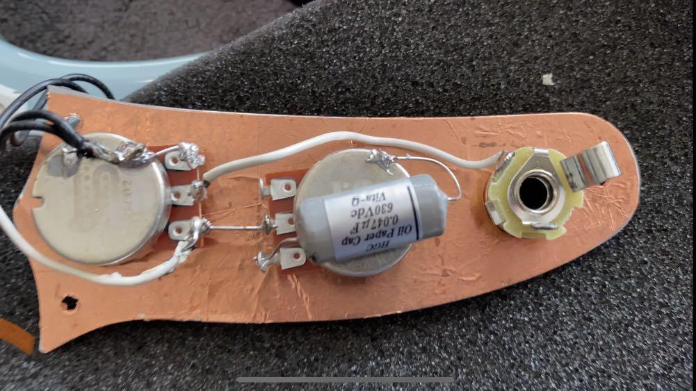 Fender Jagstang MIM prototype , Hobbies & Toys, Music & Media