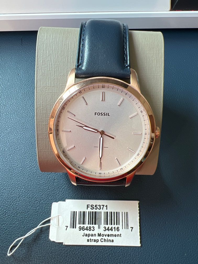 Fossil Minimalist Slim Leather Watch Model: FS5371 Retail Price: RM629 Our  Price: RM299 Including Postage And Years Fossil International Warranty Case  Size: 44MM Movement: Quartz Platform: 