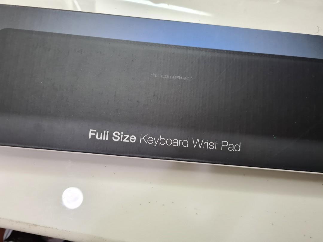 Full Sized Keyboard Wrist Pad (Category: Mouse & Mousepads) located in Pasig City. Submitted by clothesandthings_ (Listing ID 1162143882, Image 1). Description: .