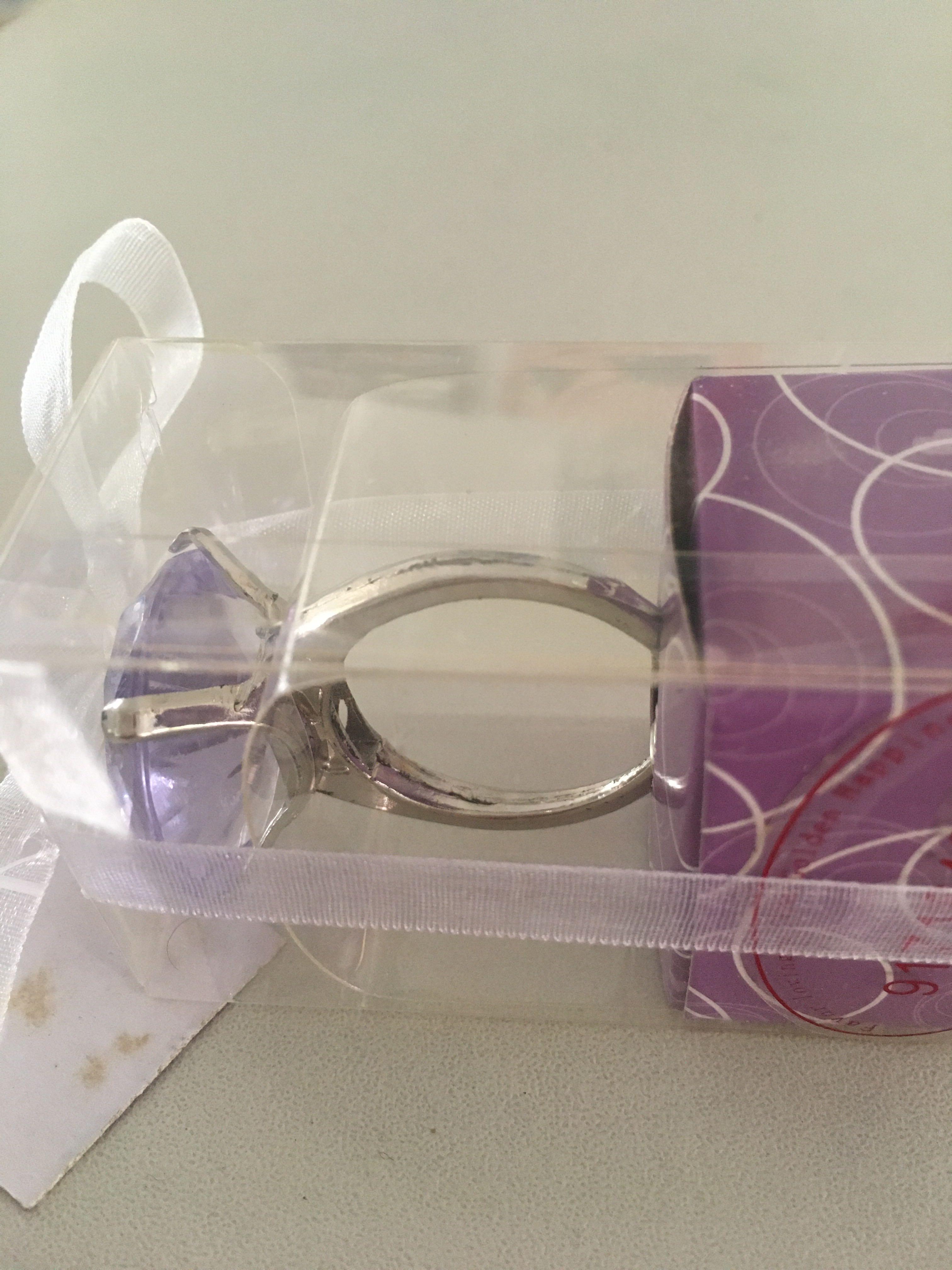 Giant diamond hotsell ring keychain