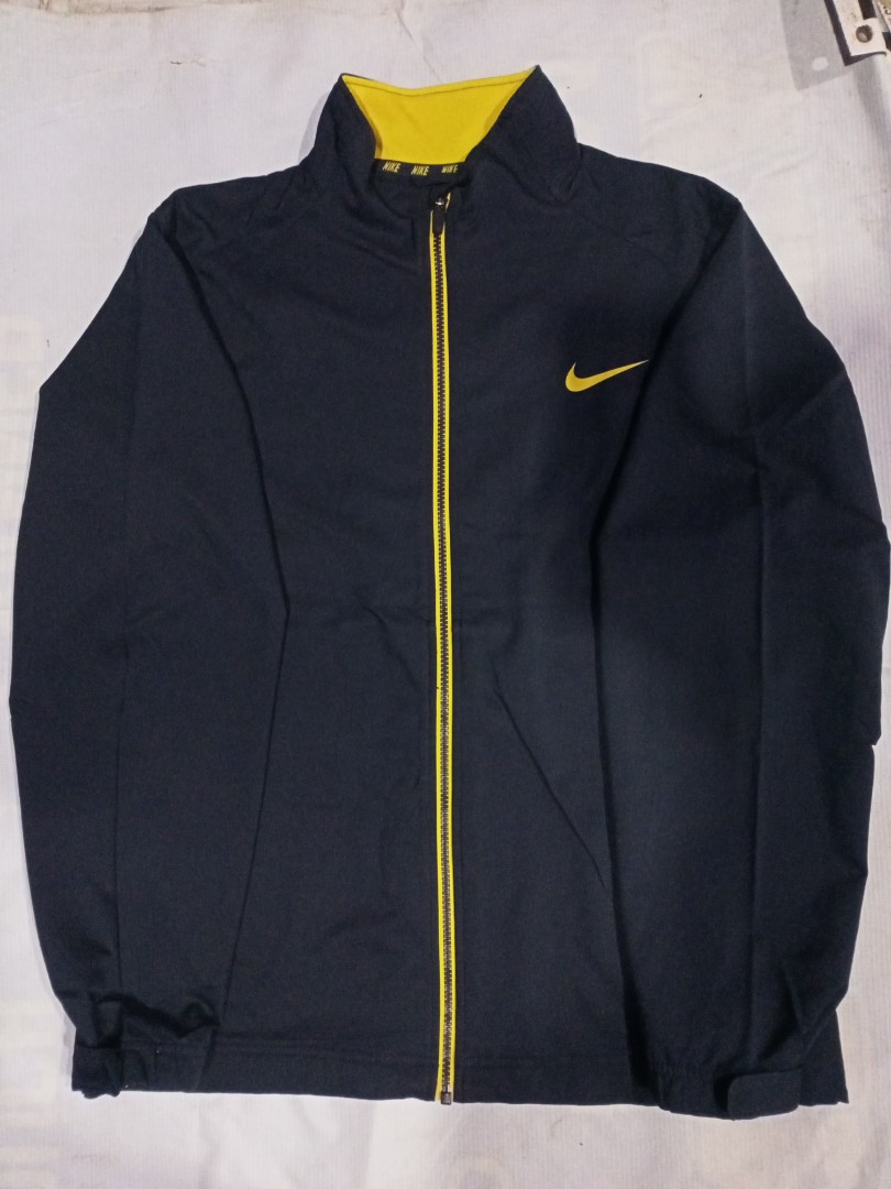 nike jacket hoodless