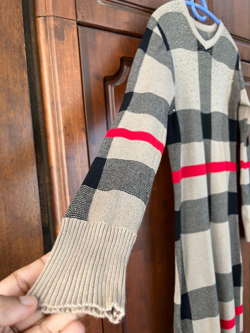 Burberry online knitwear designer