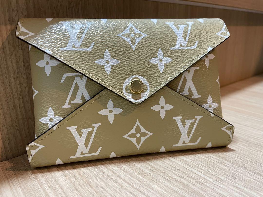 Louis Vuitton Pochette Insert Kirigami Monogram Medium Brown