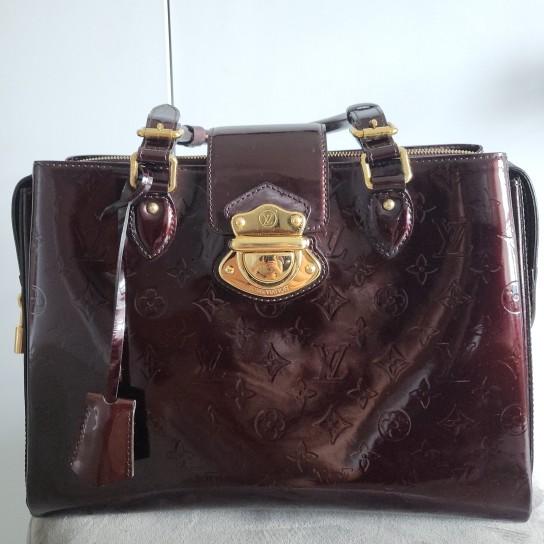 Louis Vuitton Melrose Avenue, Luxury, Bags & Wallets on Carousell