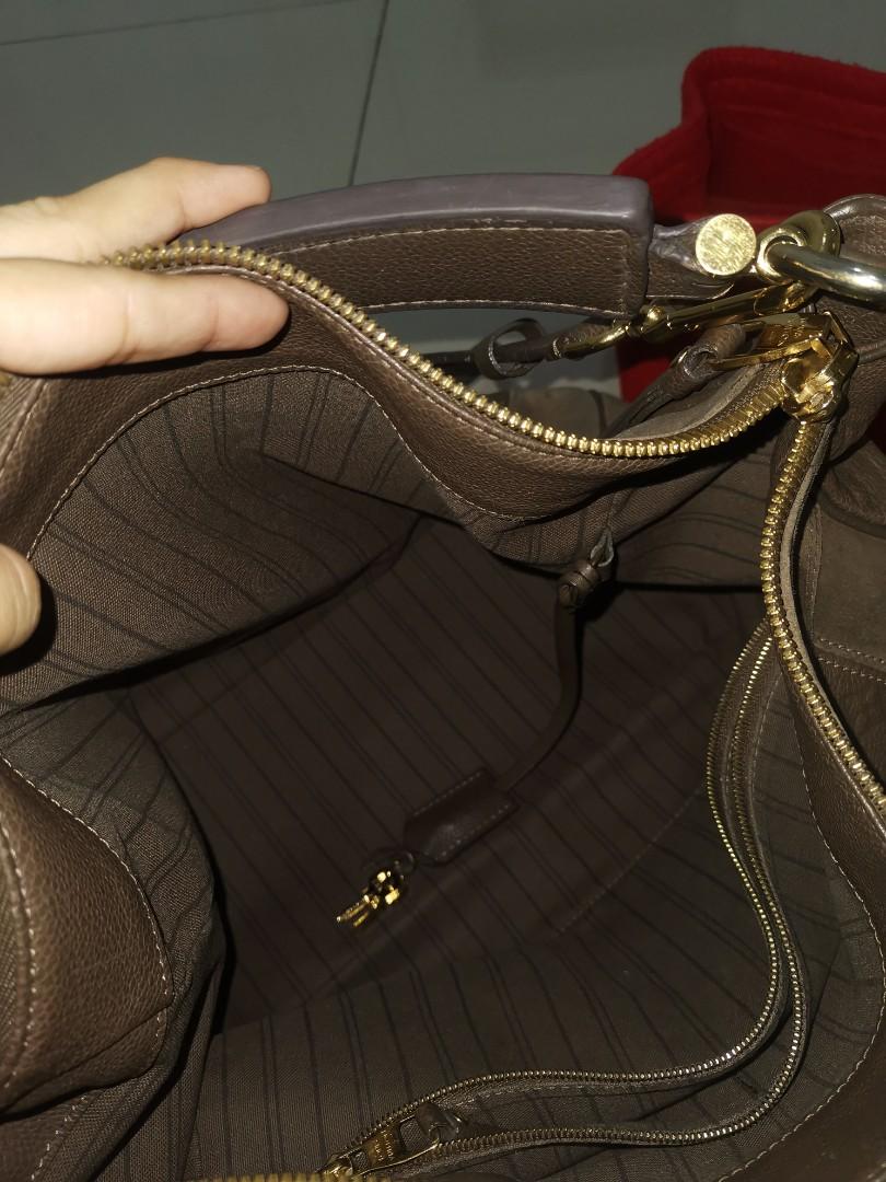 Authentic Louis Vuitton Audacieuse GM Empreinte Infini -Navy Excellent  Condition