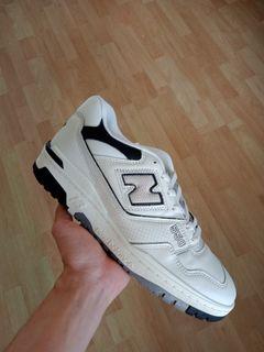 New Balance 550 Cream Black (8.5/10)