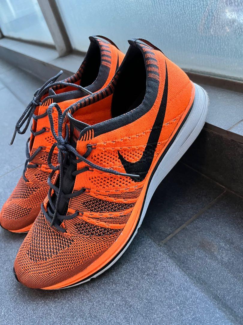 Nike flyknit trainer orange store