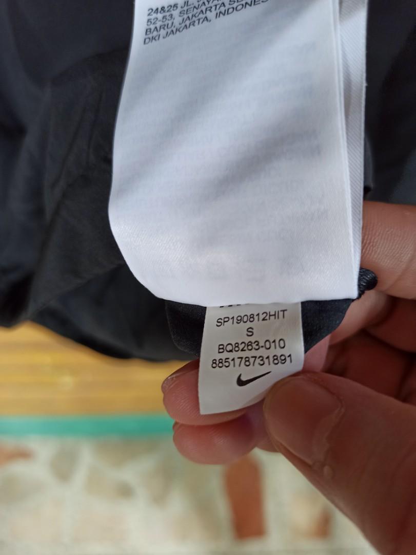 Nike Hoodie Windbreaker Longback Style Men s Fashion Coats Jackets and Outerwear on Carousell