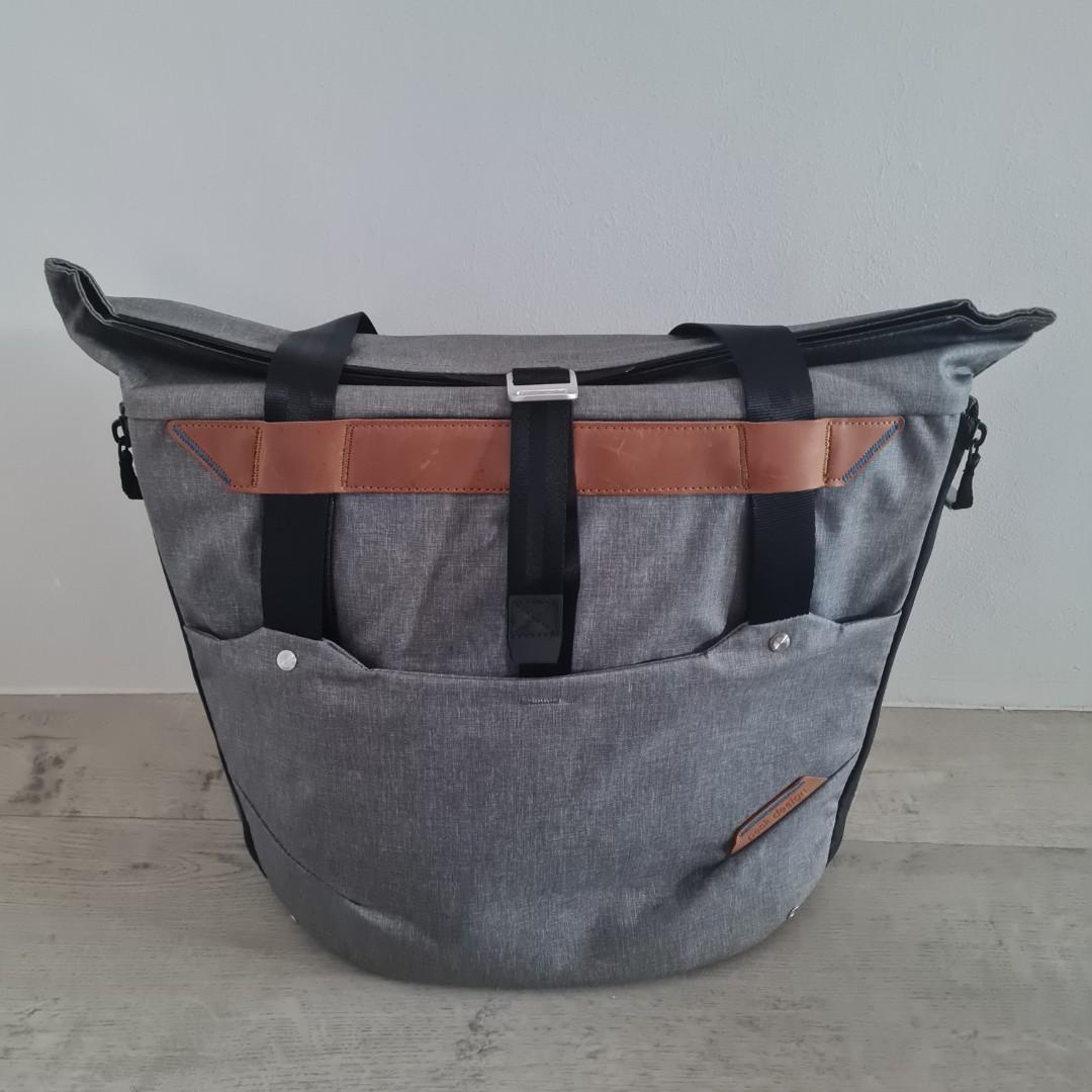 Everyday tote deals v1