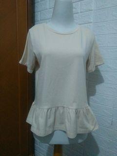 Peplum top connexion