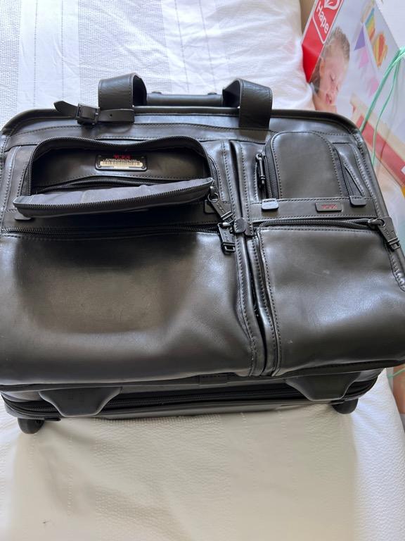 Tumi Pilot Bag, Luxury, Bags & Wallets on Carousell