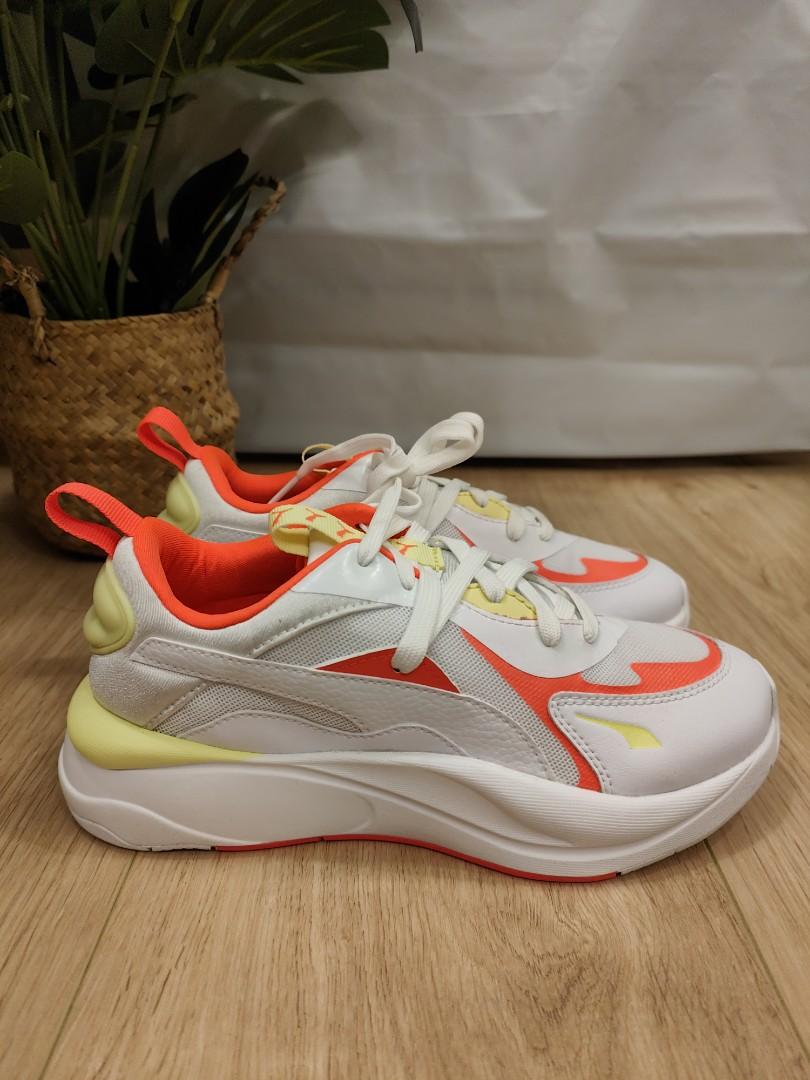 Fértil Consulado secuestrar Promo] Puma R/System OW, Women's Fashion, Footwear, Sneakers on Carousell