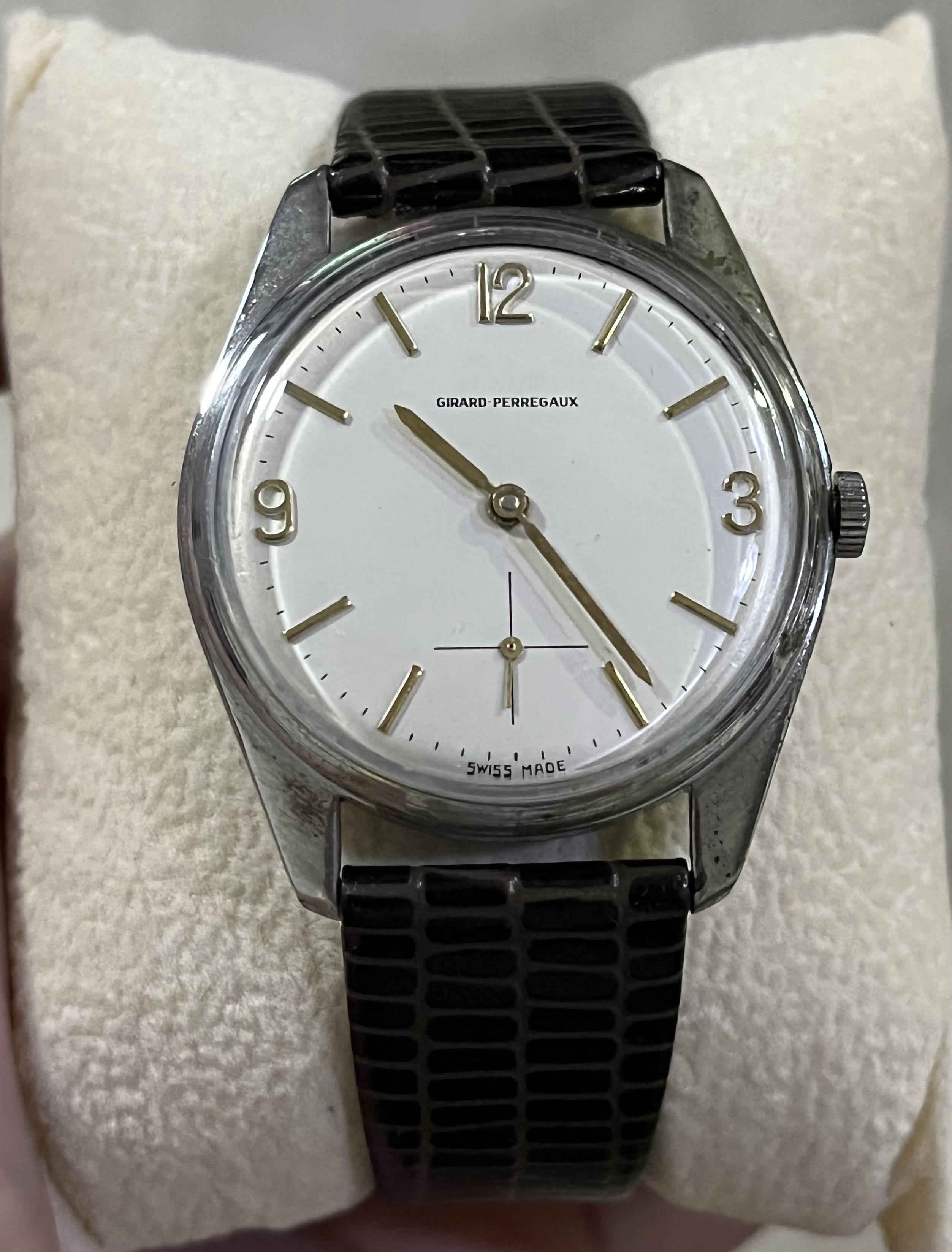 Girard perregaux military watch online