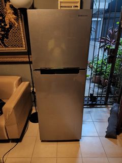 (Category: ) located in . Submitted by alltypesofproducts (Listing ID 1162139956, Image 1). Description: .