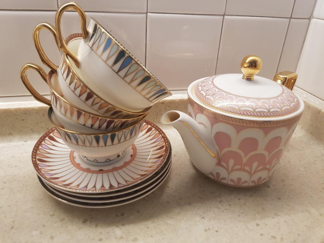 Set of very unique kitchenware, Furniture & Home Living, Kitchenware