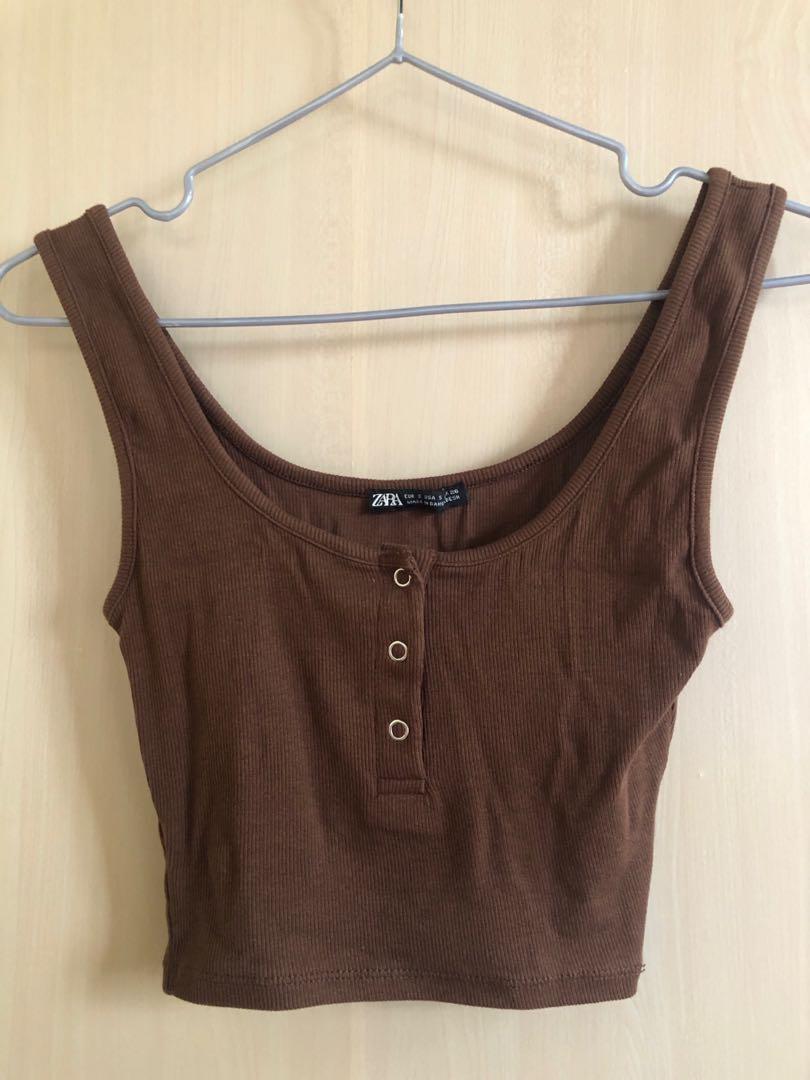snap button top, Women's Fashion, Tops, Sleeveless on Carousell