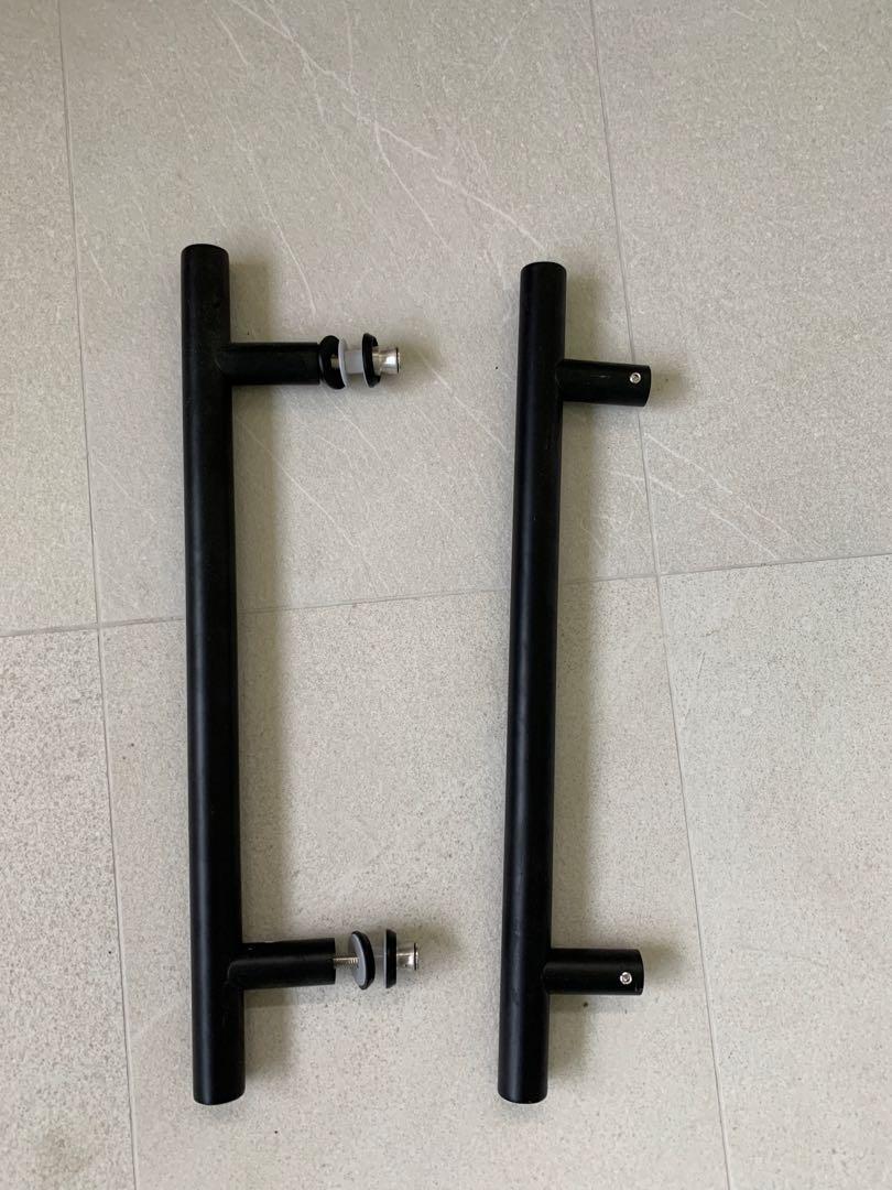 Toilet door handle, Furniture & Home Living, Bathroom & Kitchen Fixtures on Carousell