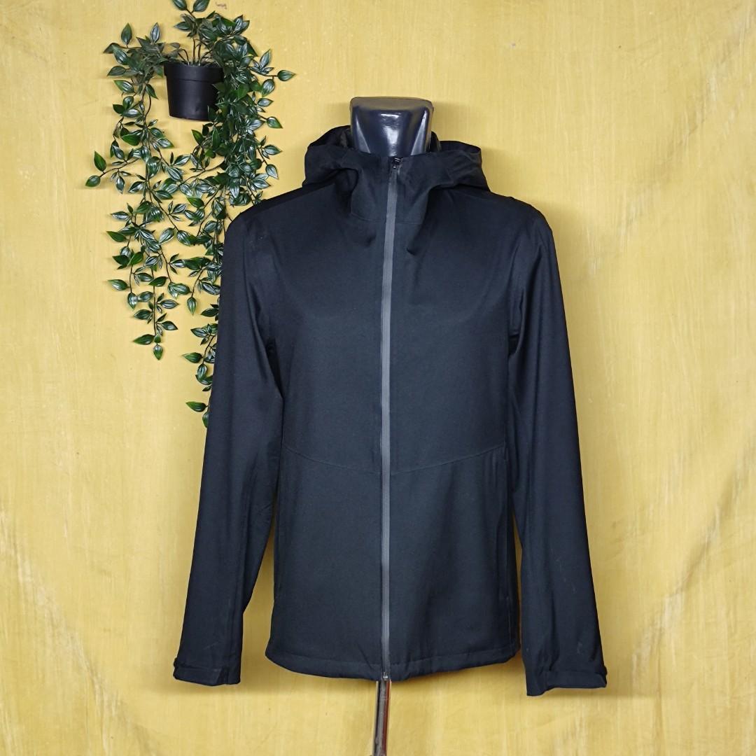 Waterproof uniqlo sale