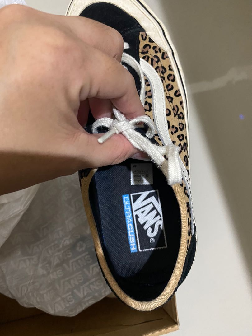 Original Vans old skool leopard Fesyen Pria Sepatu Sneakers di Carousell