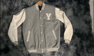 (Category: ) located in . Submitted by cozy_thrift (Listing ID 1162032311, Image 1). Description: .