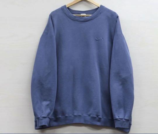 nike vintage crewneck sweater