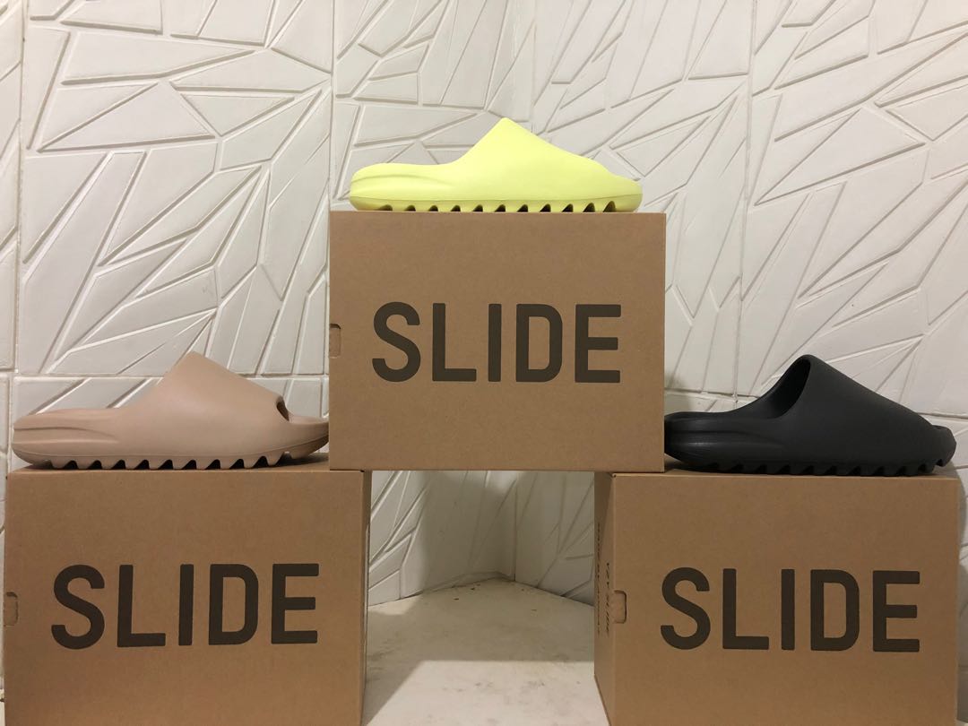 Yeezy Slides Pure/Onyx/Green Glow, Men's Fashion, Footwear, Slippers u0026  Slides on Carousell