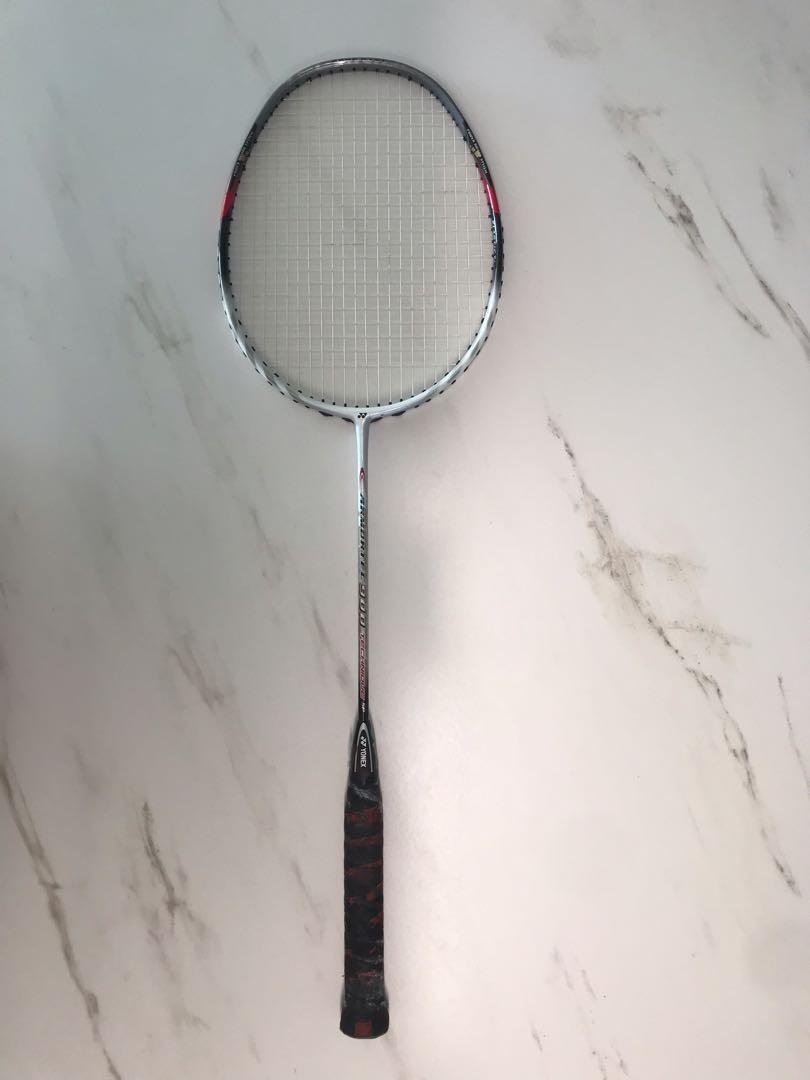 RARE) Yonex armortec 900 technique (3ug4), Sports Equipment