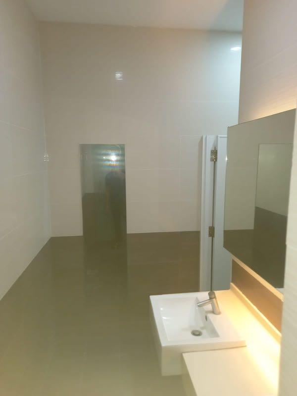 215 Henderson Road Henderson Industrial Park, Property, Rentals