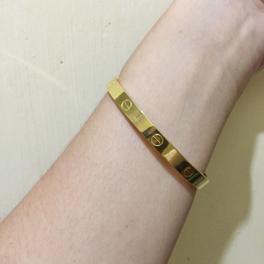 Cartier bracelet 21k deals gold