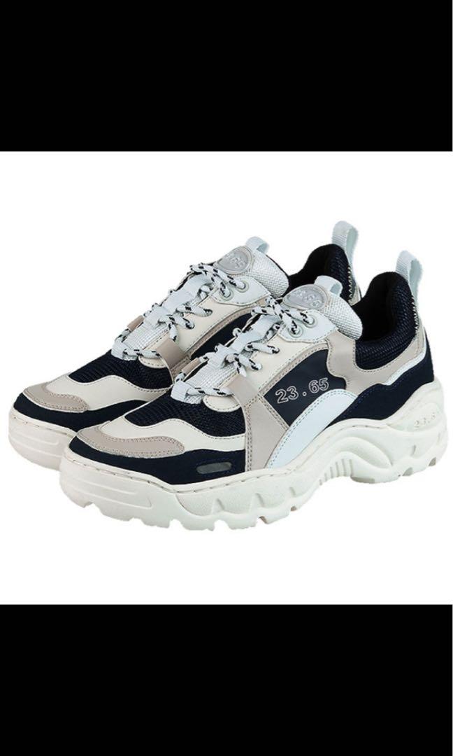 Korean ulzzang sneakers store