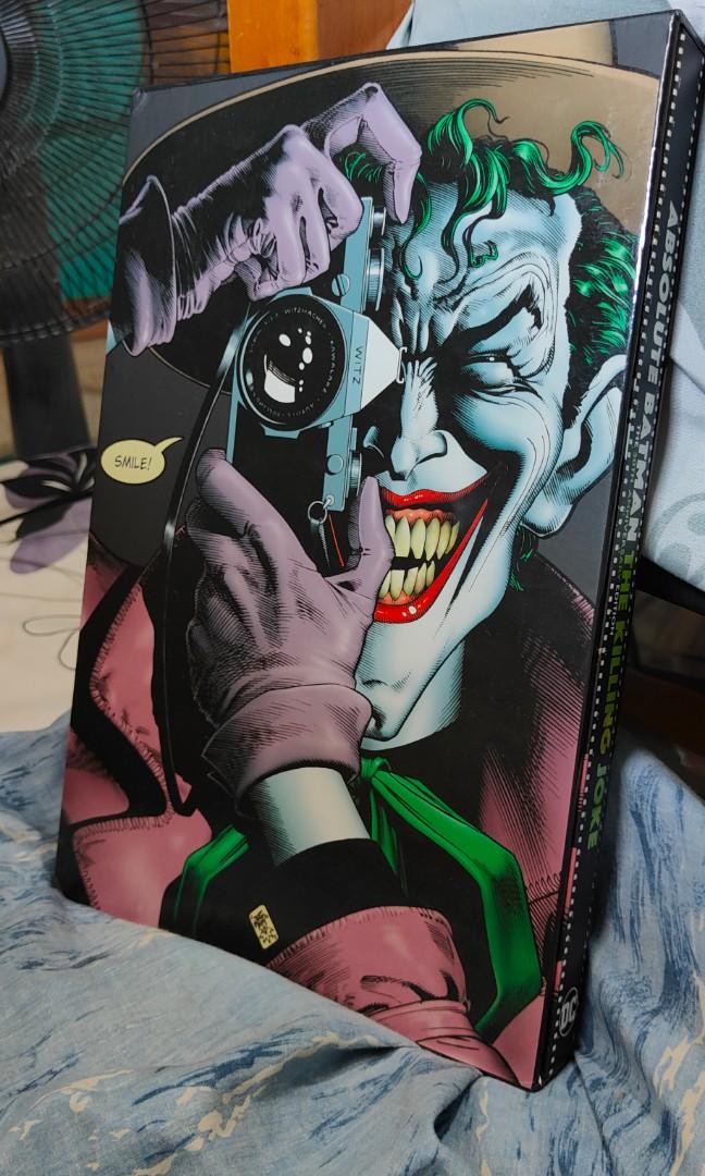 Absolute Batman: The Killing Joke, Hobbies & Toys, Books & Magazines,  Comics & Manga on Carousell