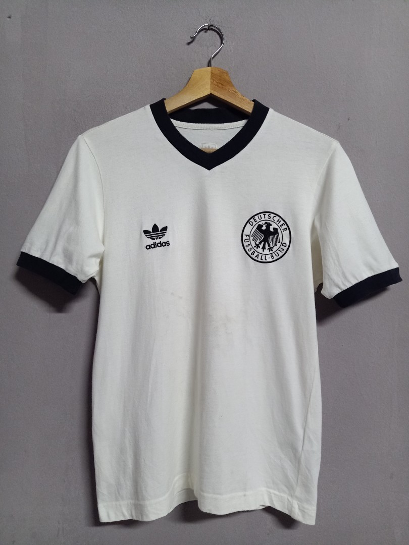 Adidas t store shirt germany