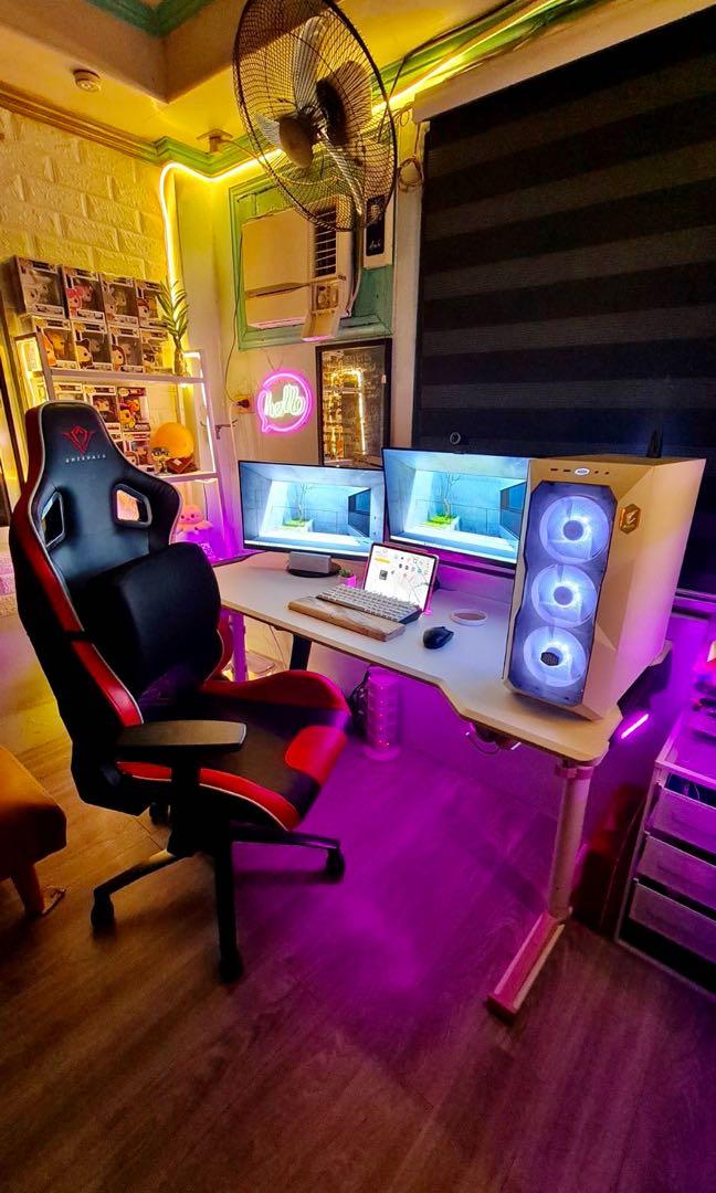 Arzenals 1.5m Height Adjustable RGB Gaming Table (Category: Desktops) located in Manila. Submitted by monte6 (Listing ID 1162205488, Image 3). Description: GDTS 1.5m Pro Gaming Table Features: Buil-in USB Hub Wire management system remote controlled rgb height adjustable 71-83cm 150 cm lenght We accept COD for metro manila and nearby areas..