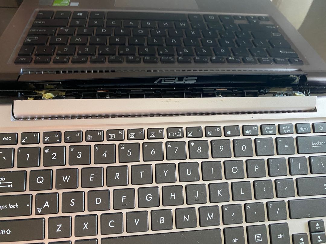 Asus laptop needs to be repaired., Computers & Tech, Laptops