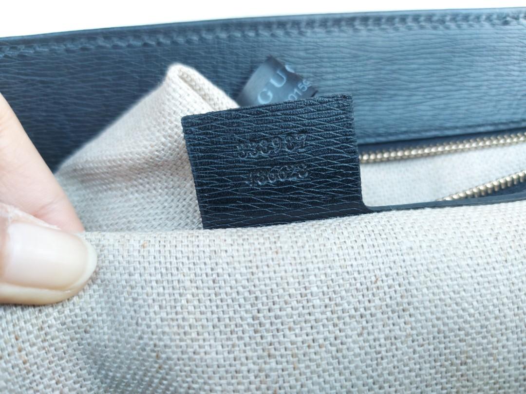 Authentic Large Gucci New Bullet Bamboo Bag (Category: Luxury Bags & Wallets) located in Valenzuela. Submitted by randomlyn (Listing ID 1162214840, Image 2). Description: with dustbag and cards with entrupy no flaws no scratches 9/10 condition.