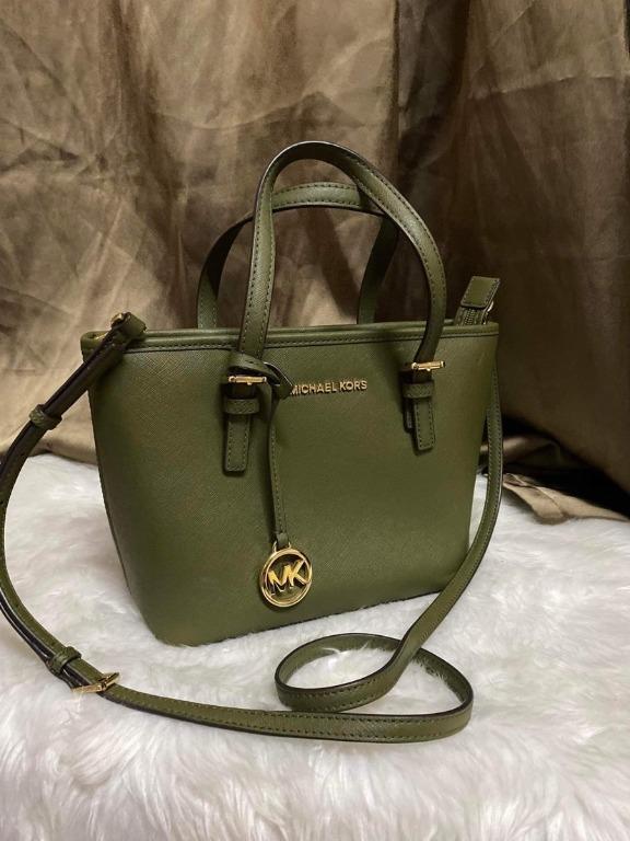 AUTHENTIC Michael Kors MK Jet Set Travel Extra-Small Saffiano Leather  Top-Zip Tote Bag, Women's Fashion, Bags & Wallets, Tote Bags on Carousell