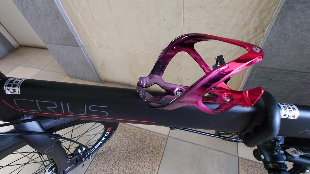 Crius Master D (Category: Bicycles) located in Singapore. Submitted by sw71969 (Listing ID 1162215833, Image 6). Description: Crius Master D for sale. High specs model, what you see is what you get. - 10speed SRAM GX - Ergon like grips - Hollowtech BB - upgraded 56T chainring - litepro aero wheelset - schwalbe One tires - Hooge ultrasmooth smooth pedals - disc brakes - around 10kg with all accessories shown. Spotless clean chain and gears as seen