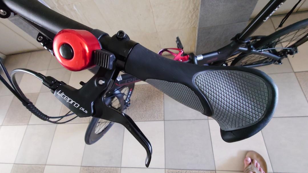Crius Master D (Category: Bicycles) located in Singapore. Submitted by sw71969 (Listing ID 1162215833, Image 7). Description: Crius Master D for sale. High specs model, what you see is what you get. - 10speed SRAM GX - Ergon like grips - Hollowtech BB - upgraded 56T chainring - litepro aero wheelset - schwalbe One tires - Hooge ultrasmooth smooth pedals - disc brakes - around 10kg with all accessories shown. Spotless clean chain and gears as seen